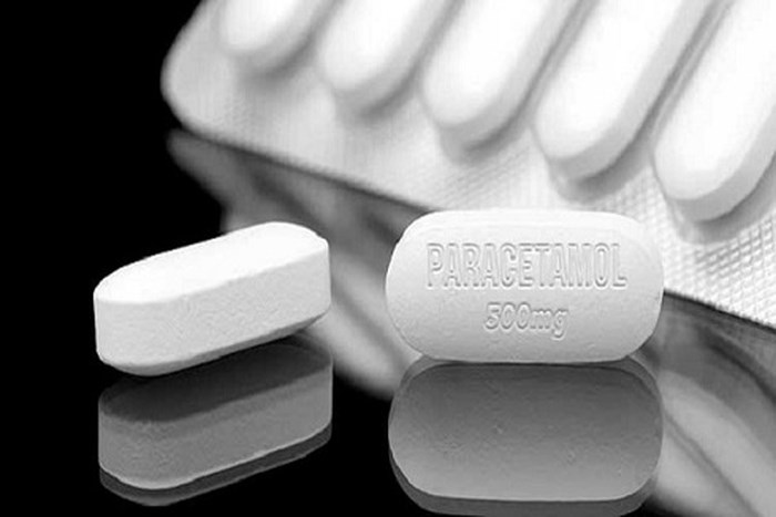 Không nên tự ý cho trẻ dùng thuốc paracetamol