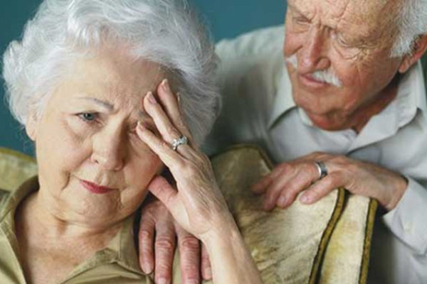 10 triệu chứng sớm của bệnh Alzheimer dễ nhận thấy