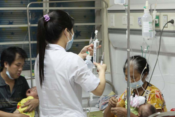 17% điều dưỡng cho biết đã sử dụng chung kim pha thuốc cho bệnh nhân?