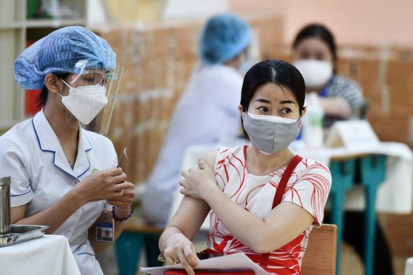 67% người dân tại TP.HCM được tiêm đủ liều vaccine Covid-19