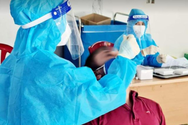 Bộ Y tế thông tin về 3 ca nghi mắc biến thể mới bay từ Việt Nam