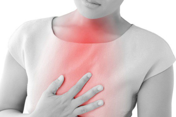 Các triệu chứng nhận biết của bệnh viêm sụn sườn là gì?