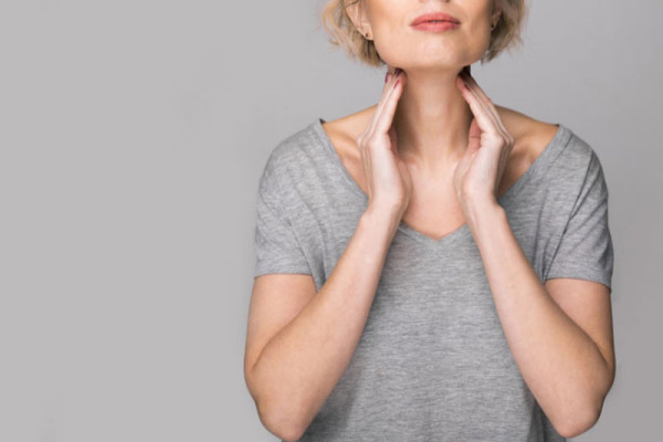 Các triệu chứng thường gặp ở bệnh nhược giáp như thế nào?