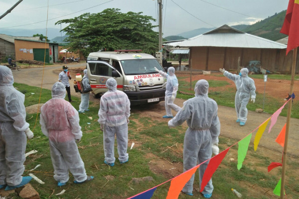 Cách ly hàng trăm người ngăn dịch bạch hầu lây lan