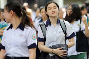 cham-thi-thpt-quoc-gia-da-xuat-hien-co-diem-9-mon-van