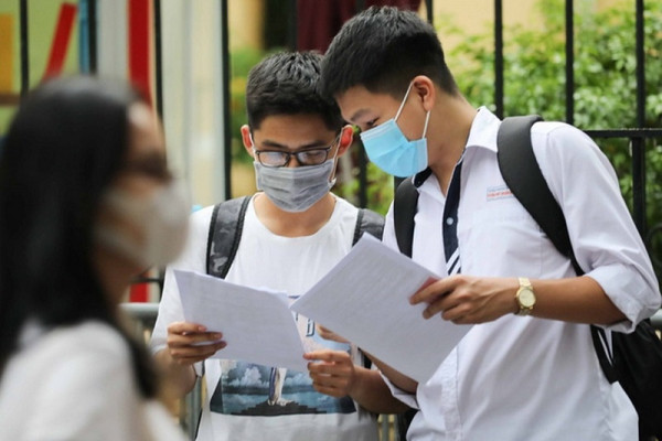 Đại học giảm mạnh chỉ tiêu xét điểm thi tốt nghiệp THPT