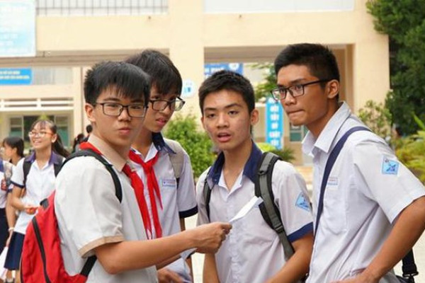 Đề tham khảo thi tốt nghiệp THPT 2021 khó hay dễ?