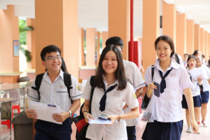 de-thi-chinh-thuc-mon-vat-ly-thpt-quoc-gia-2018