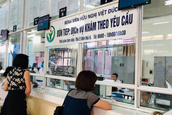 Giá giường dịch vụ tới 4 triệu/ngày: Còn đắt hơn khách sạn!