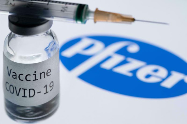 Hà Nội tạm dừng tiêm lô vaccine Pfizer được gia hạn cho học sinh