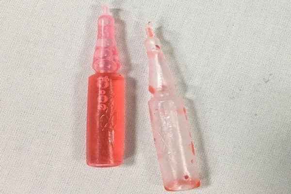 Hai chị em mê man sau khi uống 2 ống thuốc diệt chuột vì tưởng kẹo ngọt