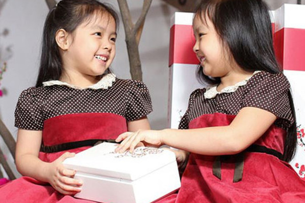 Hỗ trợ gia đình sinh con một bề là gái: Làm không khéo sẽ phản tác dụng