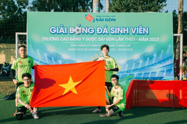 TRƯỜNG CAO ĐẲNG Y DƯỢC SÀI GÒN TỔ CHỨC GIẢI BÓNG ĐÁ SINH VIÊN LẦN 1 NĂM 2023