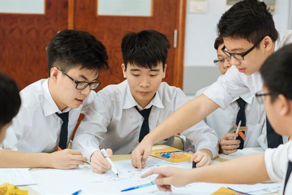 Luyện đề thi thử THPT Quốc gia 2020 môn Văn trường Quang Hà