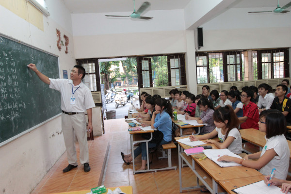 Nâng chuẩn trình độ chuẩn của giáo viên cần có lộ trình phù hợp