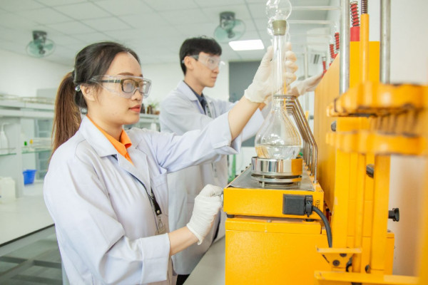 Nên học Công nghệ sinh học hay Công nghệ thực phẩm