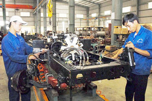 nen-hoc-nghe-co-khi-truong-nao-uy-tin