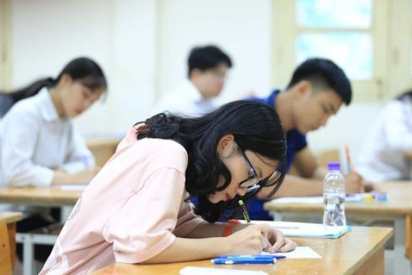 Sẵn sàng phương án thi tốt nghiệp THPT 2021 trong điều kiện dịch bệnh