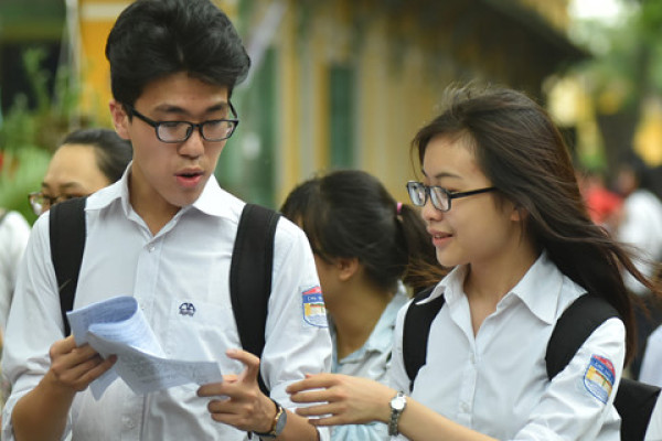 Thắc mắc mùa tuyển sinh: Nên chọn trường hay chọn nghề trước?