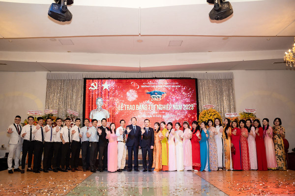 Trường Cao đẳng Y Dược Sài Gòn thông báo tuyển dụng cán bộ giảng viên năm 2022