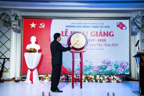 Trường Cao đẳng Y Dược Sài Gòn tưng bừng Lễ Khai giảng năm học 2019-2020