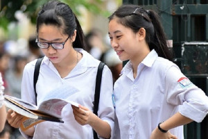 chia-se-de-thi-thu-thpt-quoc-gia-2020-mon-van-cua-truong-dong-tam