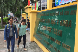 chua-thu-hoc-phi-truong-dh-y-khoa-pham-ngoc-thach-cho-co-che-tu-chu