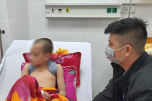 cuu-benh-nhi-vo-xuong-so-dap-nao-do-nga-xe-may