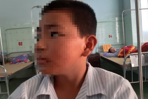 hoc-sinh-lop-6-an-231-cai-tat-tu-co-giao-voi-ly-do-nham-giao-duc-hoc-sinh