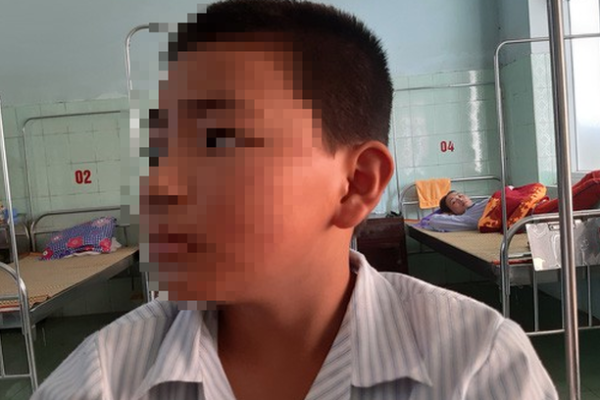 Học sinh lớp 6 ăn 231 cái tát từ cô giáo với lý do nhằm giáo dục học sinh