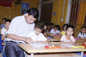 mot-nguoi-thay-ca-doi-vi-hoc-sinh-khuyet-tat