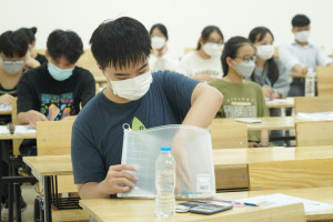 nhieu-truong-dai-hoc-dang-tuyen-sinh-2023-kieu-lua-chon-khong-ky-cang