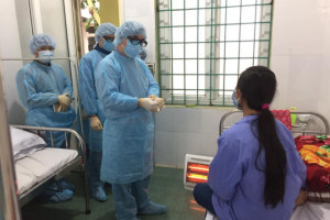 van-dong-nguoi-khoi-covid-19-hien-huyet-tuong-dieu-tri-benh-nhan-nang