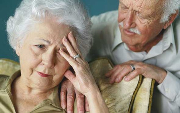10 triệu chứng sớm của bệnh Alzheimer dễ nhận thấy