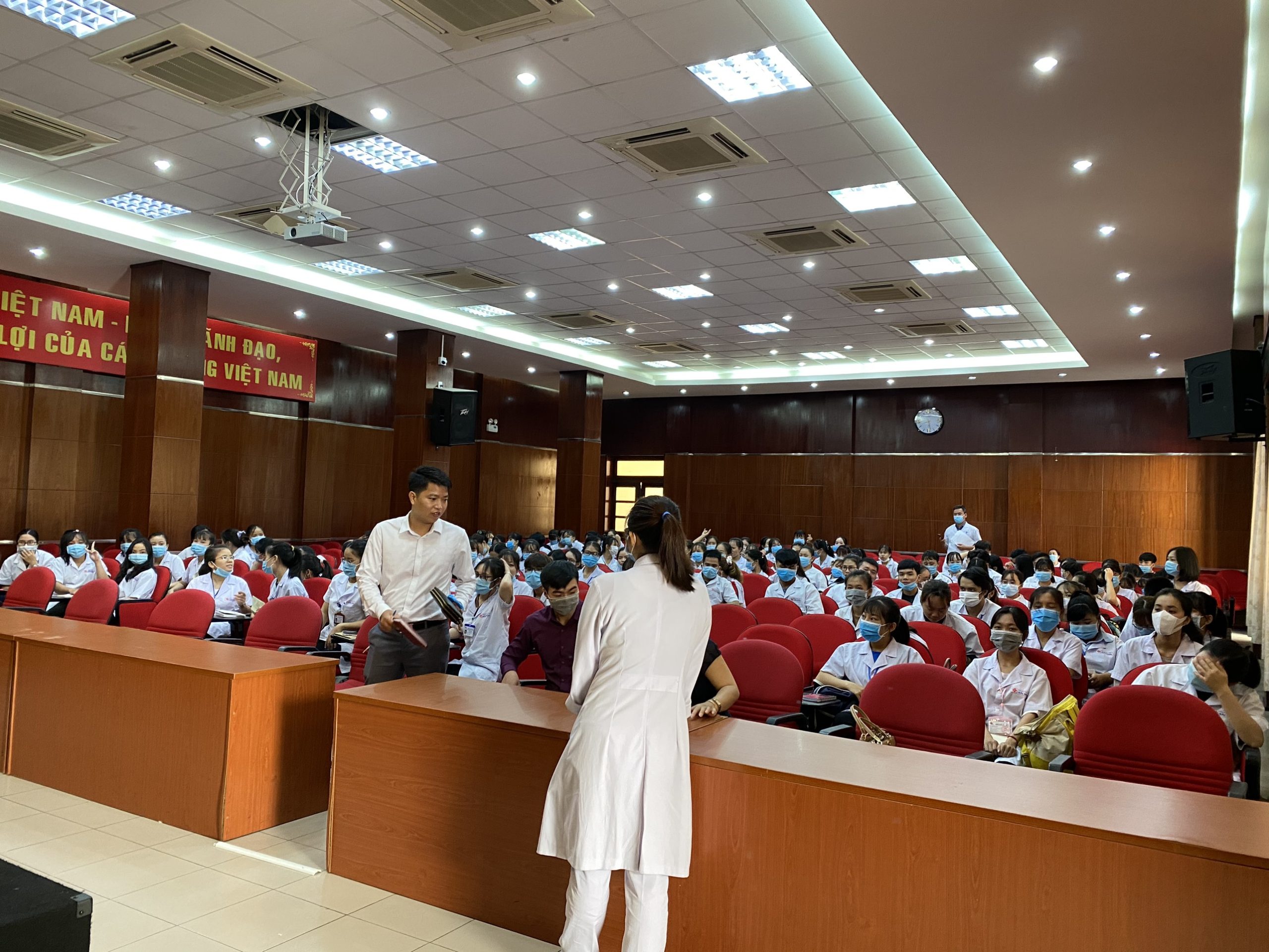 thực tại tập bệnh viện của khóa K11 trường Cao đẳng Y Dược Sài Gòn