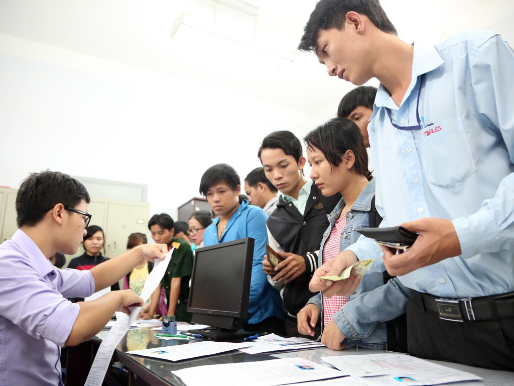 Thí sinh có thể nộp trực tiếp hồ sơ xét tuyển tại trường