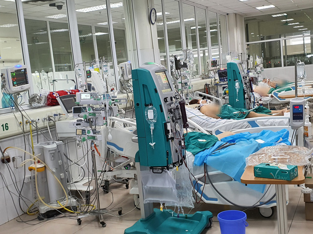 5 bệnh nhân COVID-19 nặng phải thở máy được cứu sống