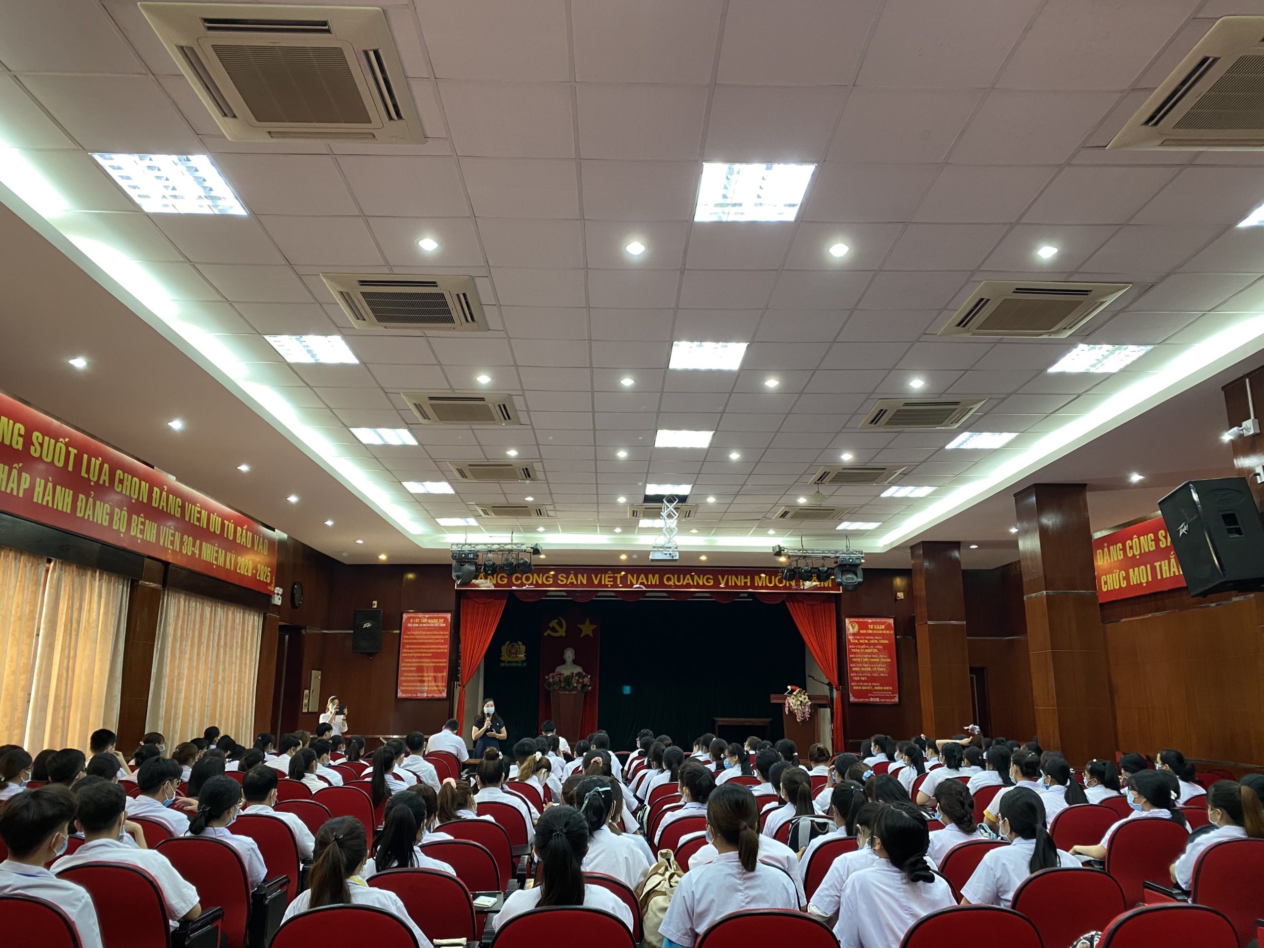 thực tại tập bệnh viện của khóa K11 trường Cao đẳng Y Dược Sài Gòn