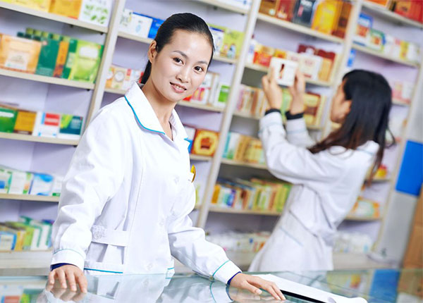 khối d c&oacute; ng&agrave;nh dược kh&ocirc;ng