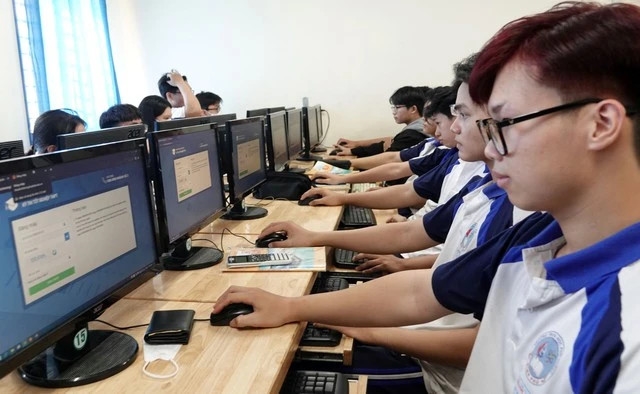 Bảo đảm ch&iacute;nh x&aacute;c trong đăng k&yacute; dự thi tốt nghiệp THPT