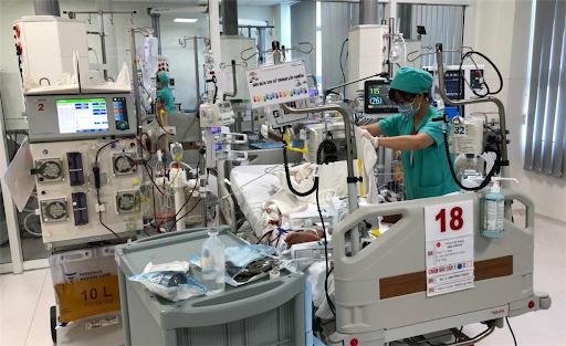 Bé 3 tuổi chỉ ho, sốt, hai ngày sau nhập viện đã yếu liệt hết chân vì căn bệnh bác sĩ cũng "khiếp"