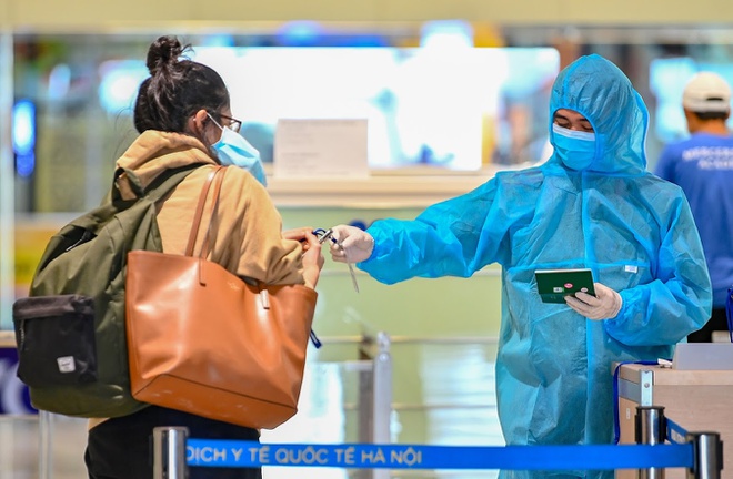 Bộ trưởng Y tế: "Dịch Covid-19 vẫn diễn biến phức tạp"