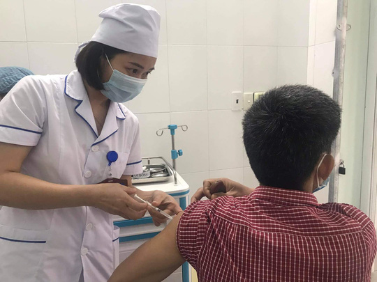 Bộ Y tế cảnh báo: Sau khi tiêm vắc-xin COVID-19, có những dấu hiệu này cần đến bệnh viện ngay