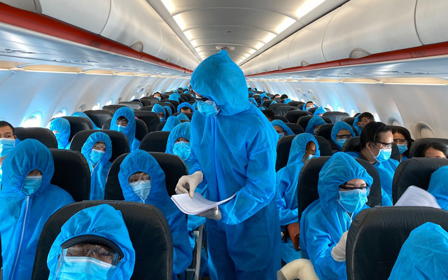 bo-y-te-huong-dan-tam-thoi-giam-sat-nguoi-nhap-canh-vao-viet-nam