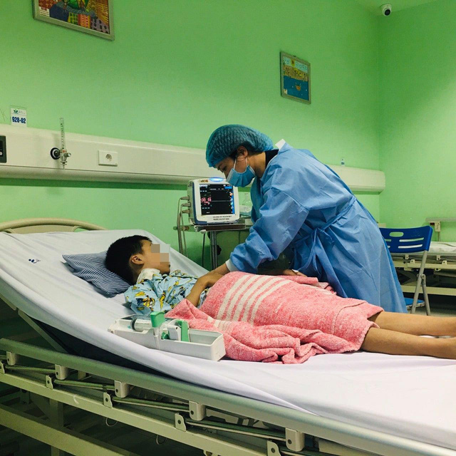 ca-ghep-than-dau-tien