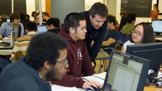 Sau tốt nghiệp sinh vi&ecirc;n c&oacute; nhiều cơ hội xin việc trong ng&agrave;nh Khoa học m&aacute;y t&iacute;nh