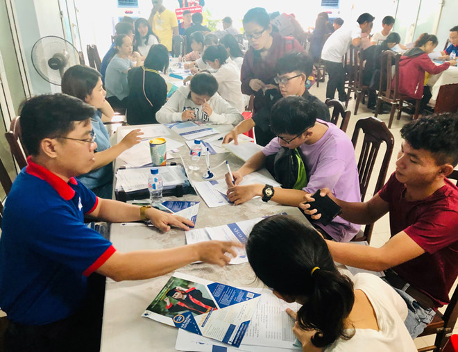  Li&ecirc;n th&ocirc;ng đại học đang l&agrave; lựa chọn của đ&ocirc;ng đảo c&aacute;c sinh vi&ecirc;n