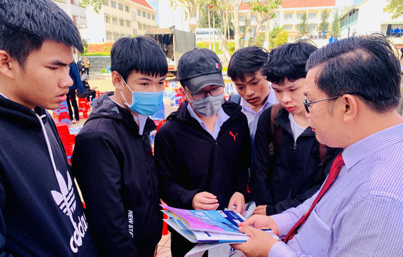 dang-ky-bao-nhieu-nguyen-vong-cho-vua