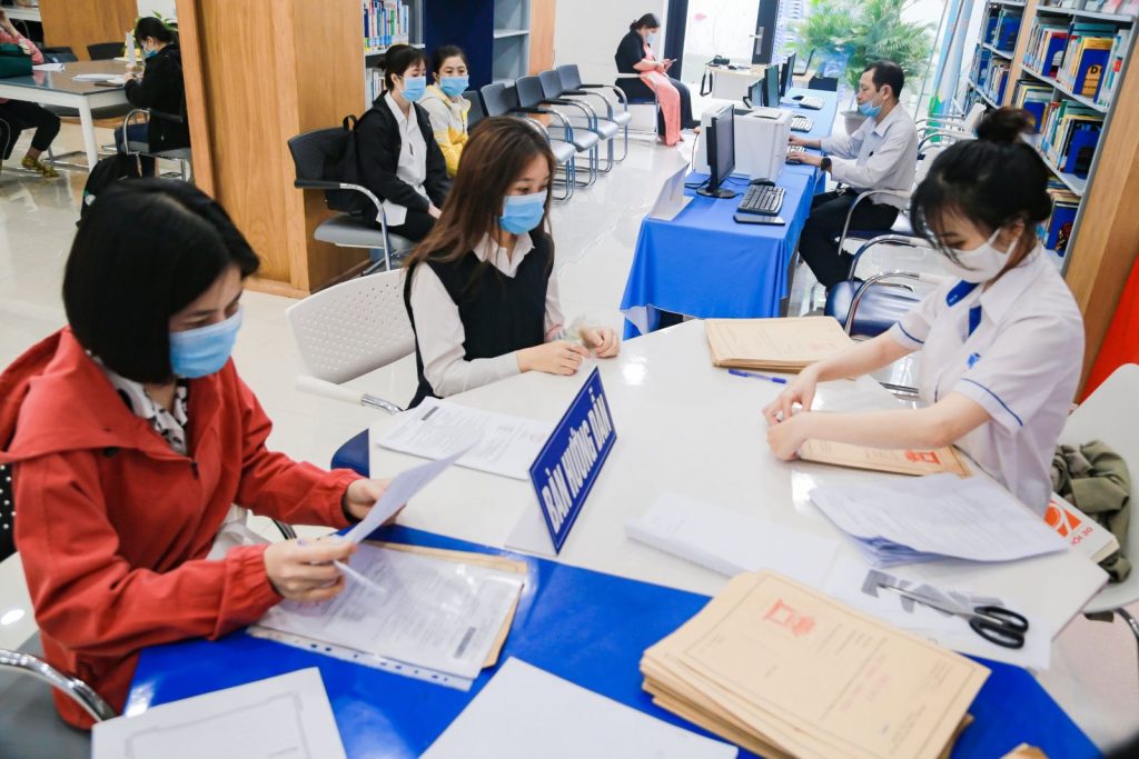 Đăng ký thi tốt nghiệp THPT và xét tuyển ĐH, CĐ: Bao nhiêu nguyện vọng là vừa?