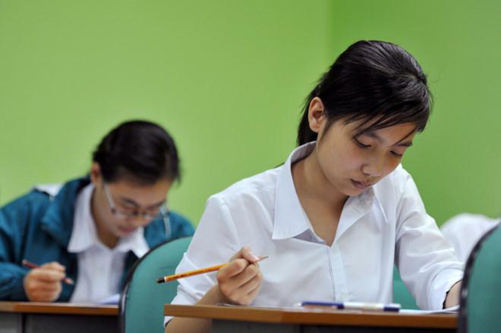 Đề thi tốt nghiệp THPT môn Vật lý năm 2013 của Bộ GD-ĐT